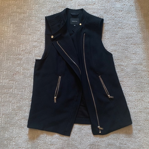 Vest - Picture 2 of 3